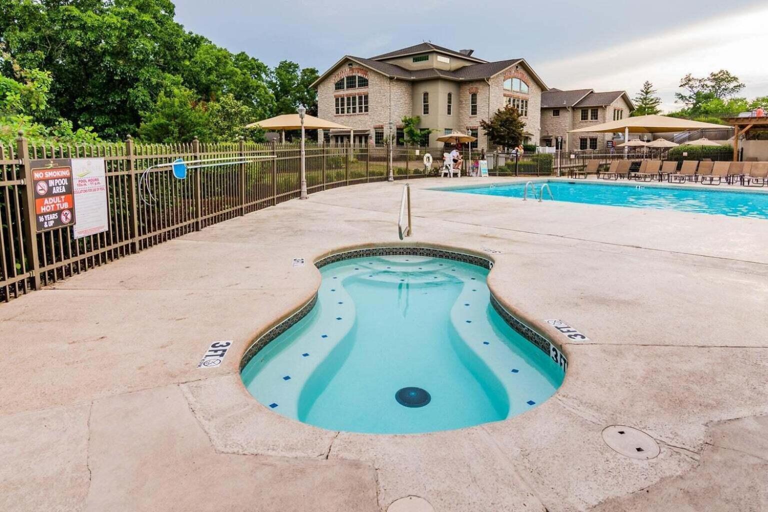 Table Rock Escape At Pointe Royale Villa Branson Bagian luar foto